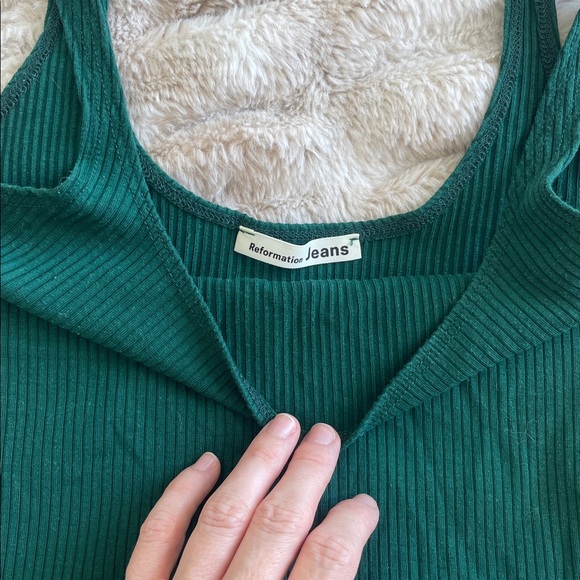 Reformation crop tank - Picture 2 of 4